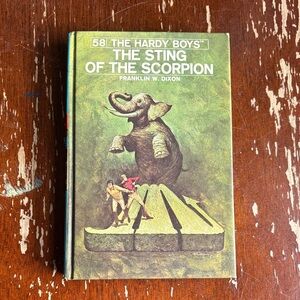 The Hardy Boys: The Sting of the Scorpion Book